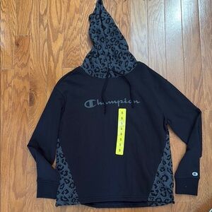 Champion Black and Gray Leopard Hoodie Small‎ NWT